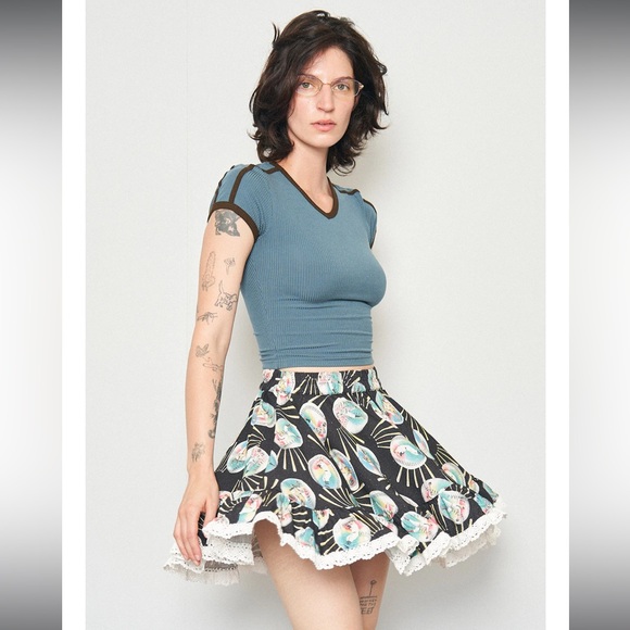 Fashion Brand Company FBC Baseballs Linen Petticoat Mini Skirt - Picture 3 of 9